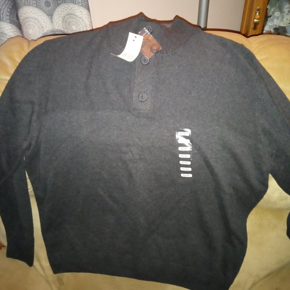 Men's sweater